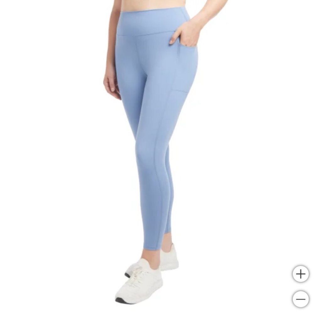 Danskin Women's Lightweight Tight Leggings